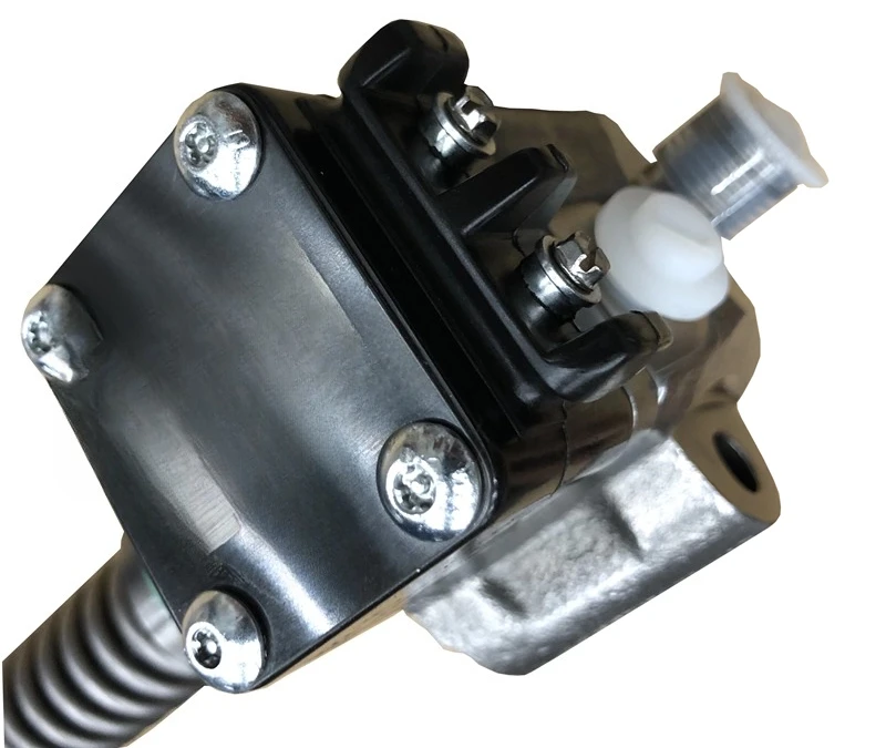 

Детали экскаватора, насос двигателя