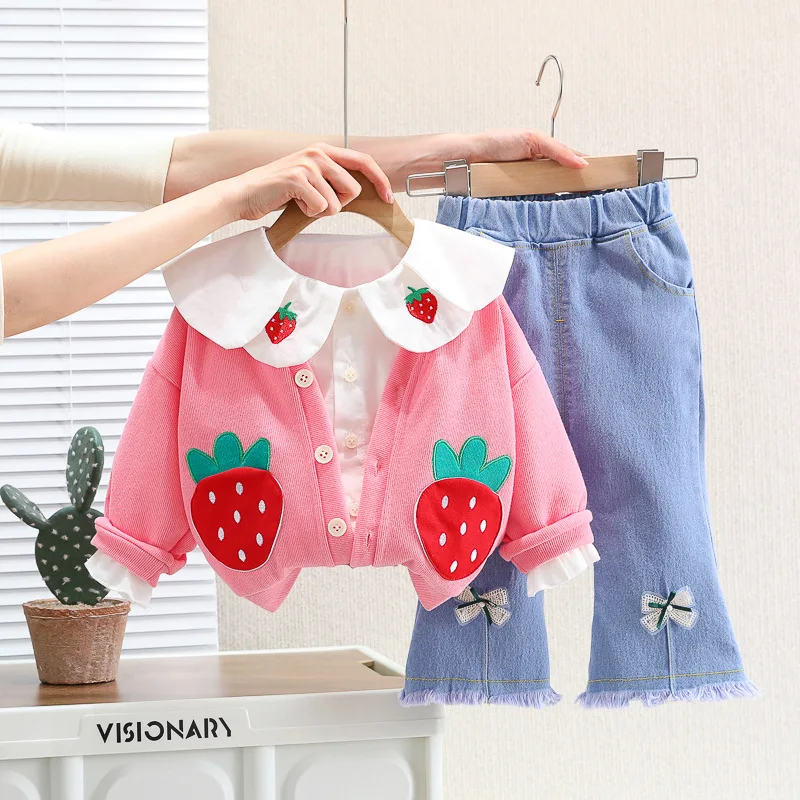 2023 autunno bambini set di abbigliamento neonate cappotti camicia nappa fiocco Jeans 3 pezzi bambini tute carino fragola vestiti infantili