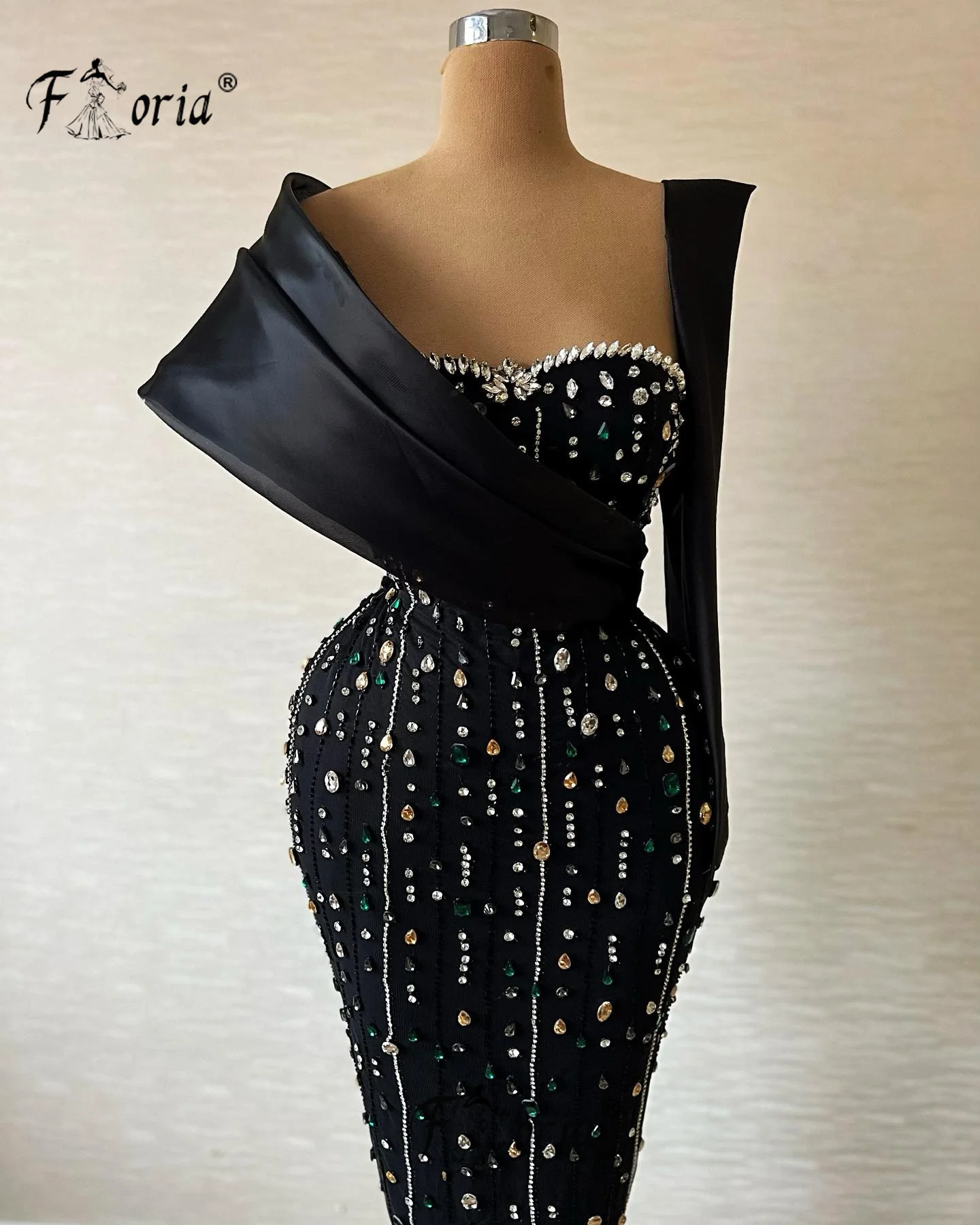 luxe élégante Full Beads Crystal Black Evening Dresses Dubai Floor Length Red Carpet Dress robe de soirée 2024 arabe Party Gowns