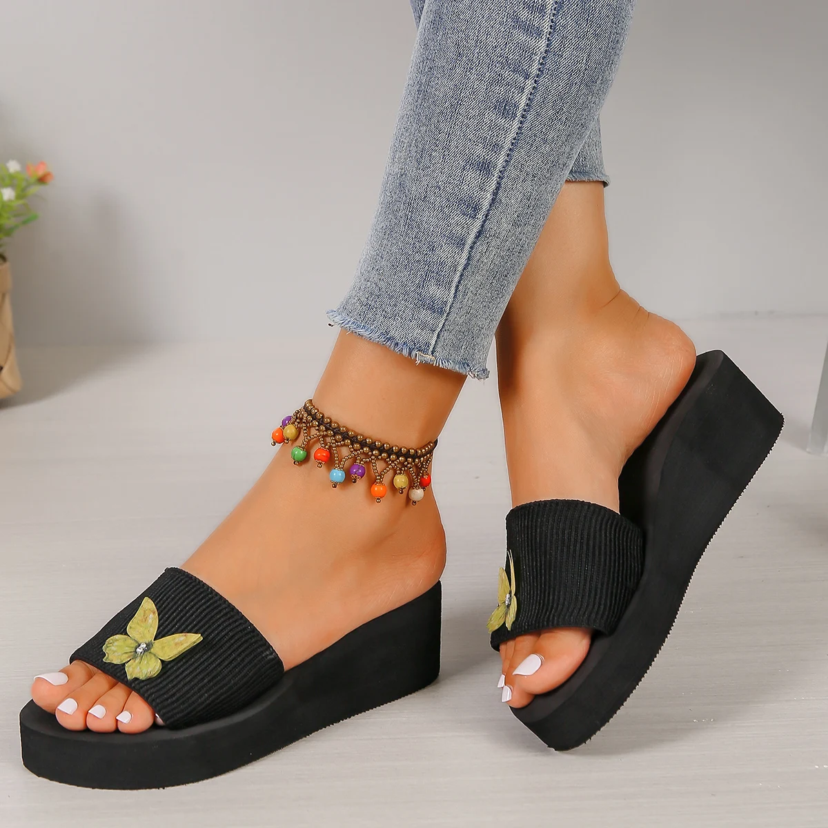 5 cm hohe, schlichte Sandalen mit Riemen in reiner Farbe, Damen-Sommer-Slipper, bequemes Schuhwerk, elegantes Design – Detail 3