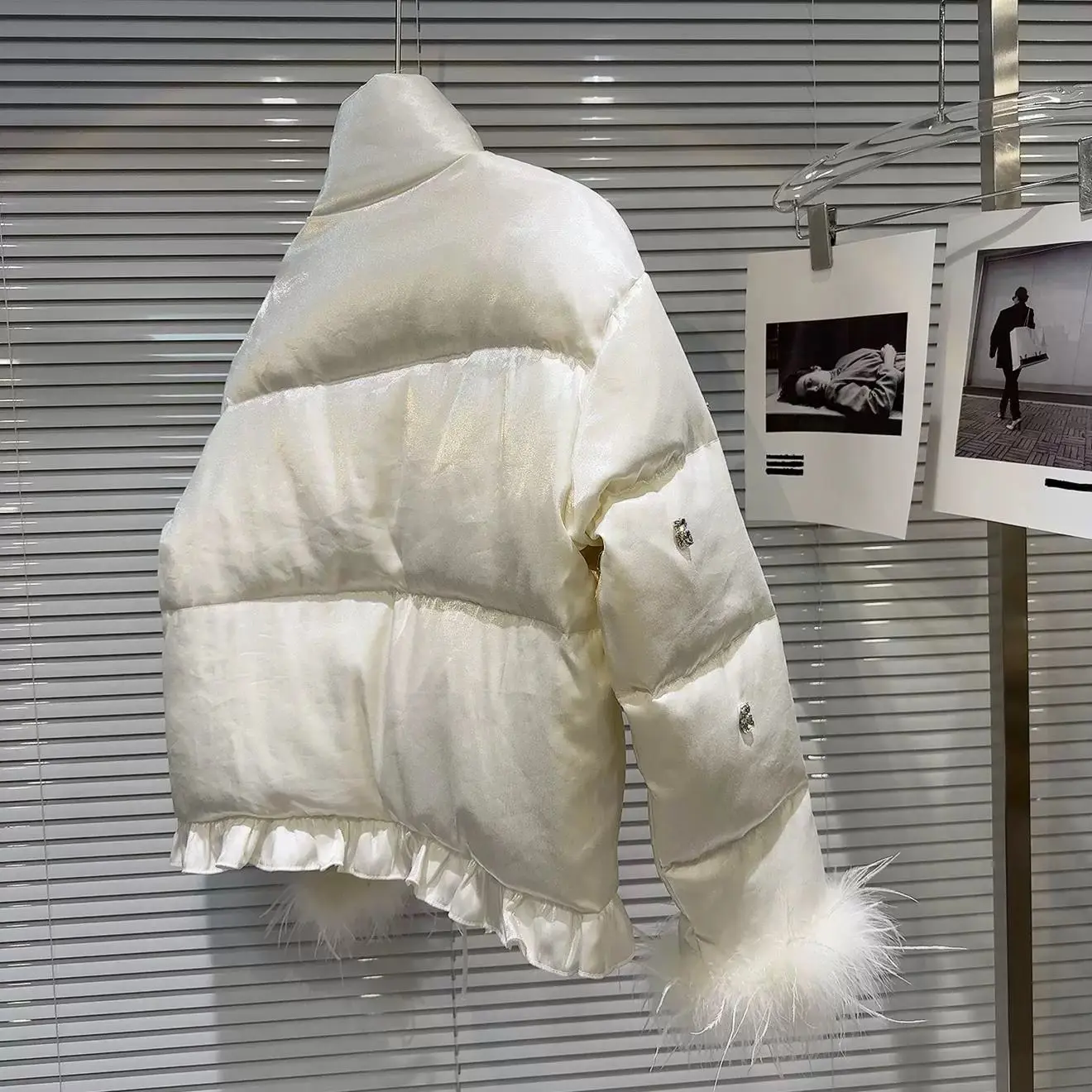 Winter 2025 New Women Down Jacket Handmade Nail Drill Feather Decoration Lace Down Coat