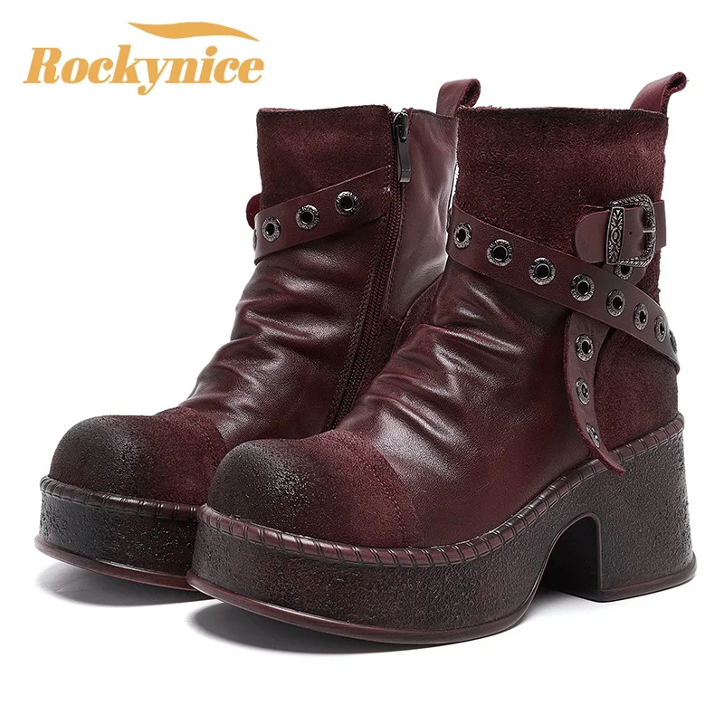 النساء دراجة نارية الأحذية جلد طبيعي مشبك فاسق الأحذية 2025 جديد الشتاء البريدي النساء أحذية دافئة اليدوية الرجعية الكاحل منصة التمهيد