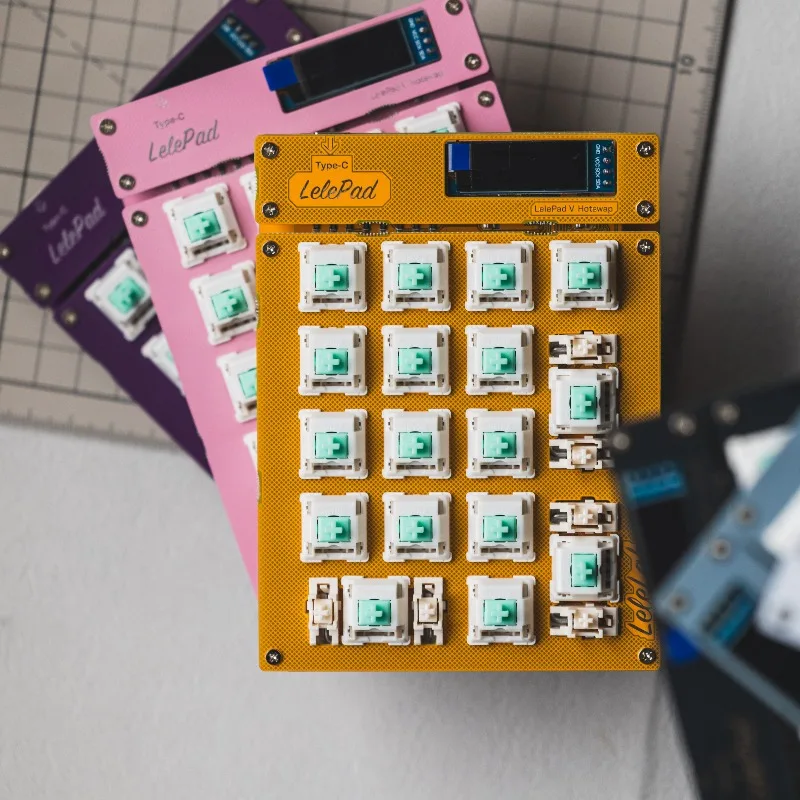 

LelePad R2 Wired Keyboard Kit Customization RGB Hot Swappable 1kHz Return Rate Numeric Keypad Ergonomic Game Mechanical Keyboard