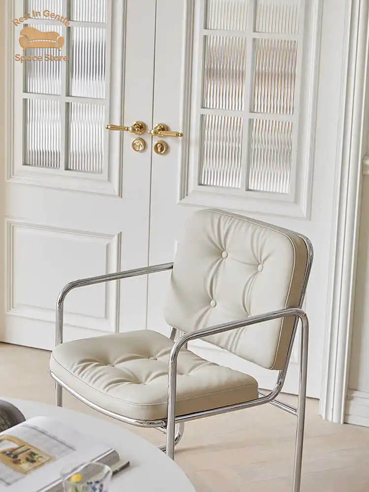 Dining chair Nordic light luxury high-end dining table and chairs Home minimalist designer medieval armchair