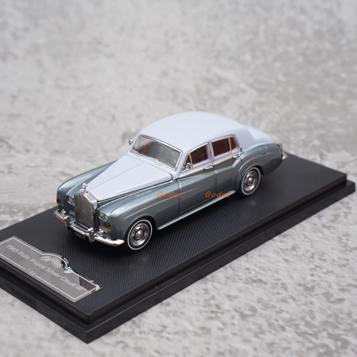 GFCC 1:64 Scale Diecast Alloy 1965 Rolls Royce Silver Cloud Toys
