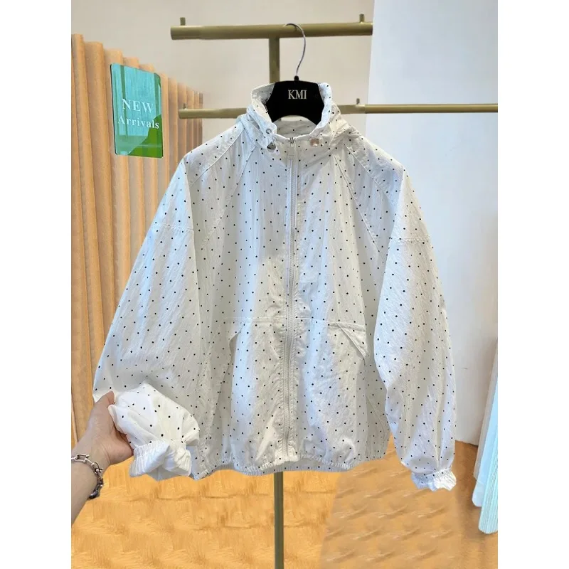 Ropa de protección UV con capucha de lunares para mujer, ropa informal holgada de verano, ropa de abrigo antienvejecimiento con cierre de cremallera, larga Sve