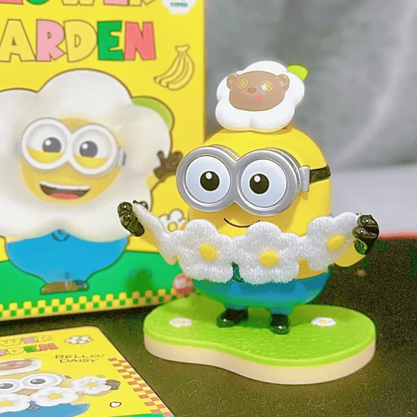 

New Mini Minions Flower Park Series Anime Characters Desktop Decoration Decoration Models Toys Collection Birthday Gifts Giving