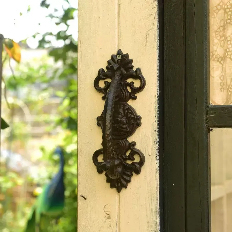 Uchwyt do drzwi z żeliwa w stylu vintage, antyczny ozdobny uchwyt, montaż ścienny, 22 x 8,5 cm, ze śrubami montażowymi, tradycyjny wzór