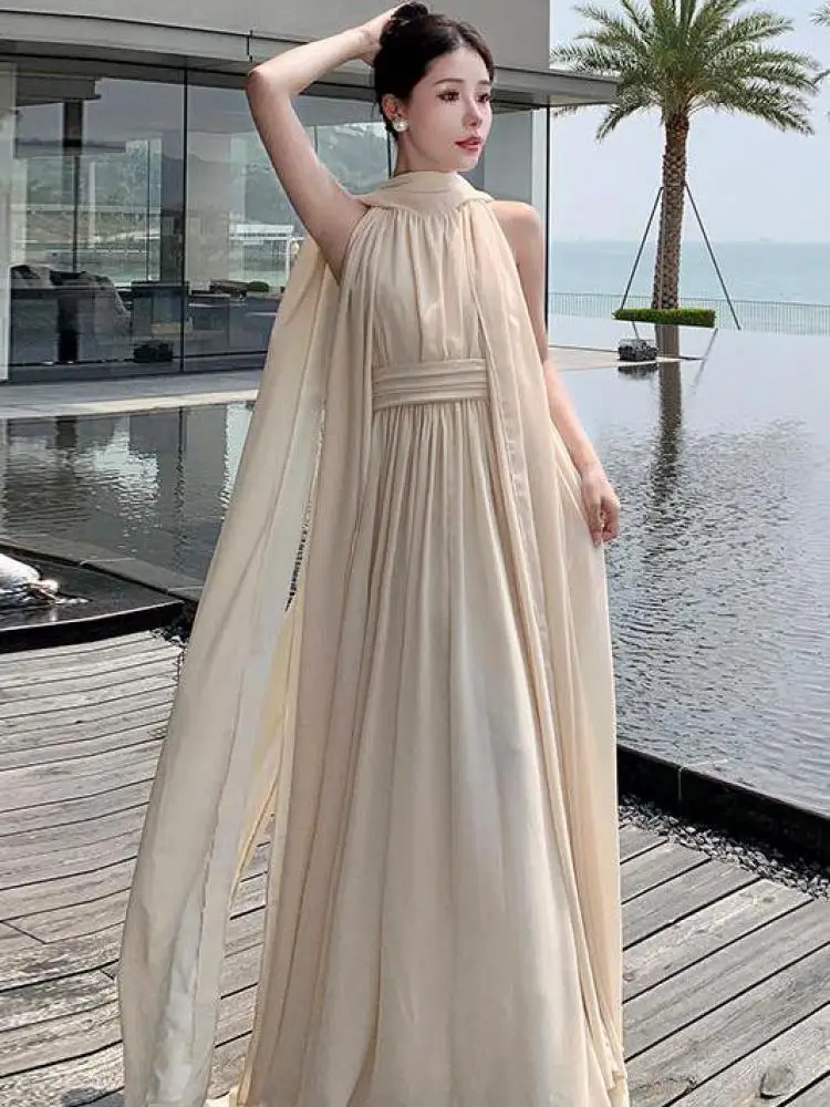sage bridesmaid satin twist plunge halterneck maxi dress BABARONI Soft Champagne Dresses Halter Floor-length Sleeveless with Slit Sheath/Column, Champagne / US0 length silhouette is cut vintage 60s CROCHET Wedding multi color silk dress Color:Gold/Black