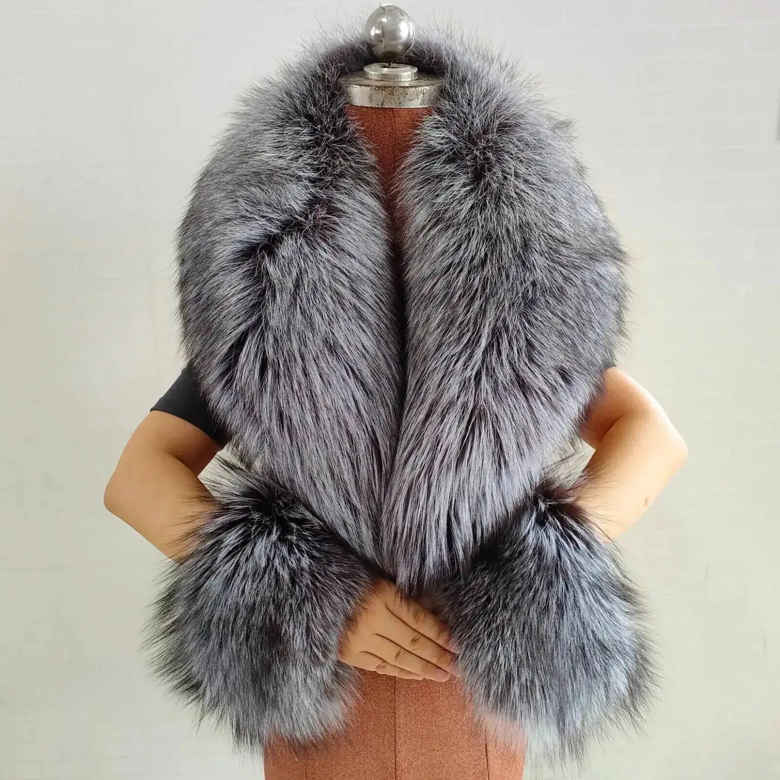 Winter Natural Fox Fur Scarf And Cuff Set Women Jacket Fur Collar Authentic Neck Warm Scarves Luxury Fluffy Fox Fur Shawl