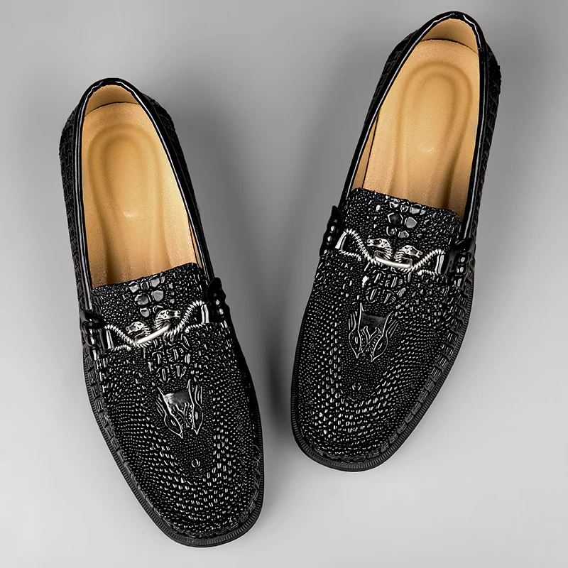 

High Quality Men Loafers with Low Heels Round Toe Comfortable Fashionable Crocodile Patterned Gentleman Formal Men Shoes