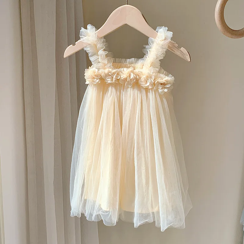 Abito da compleanno dolce fiore 3D per vestiti da bambina Abiti da tutù antiscivolo da principessa in tulle a rete estiva Abiti da ragazza di fiori