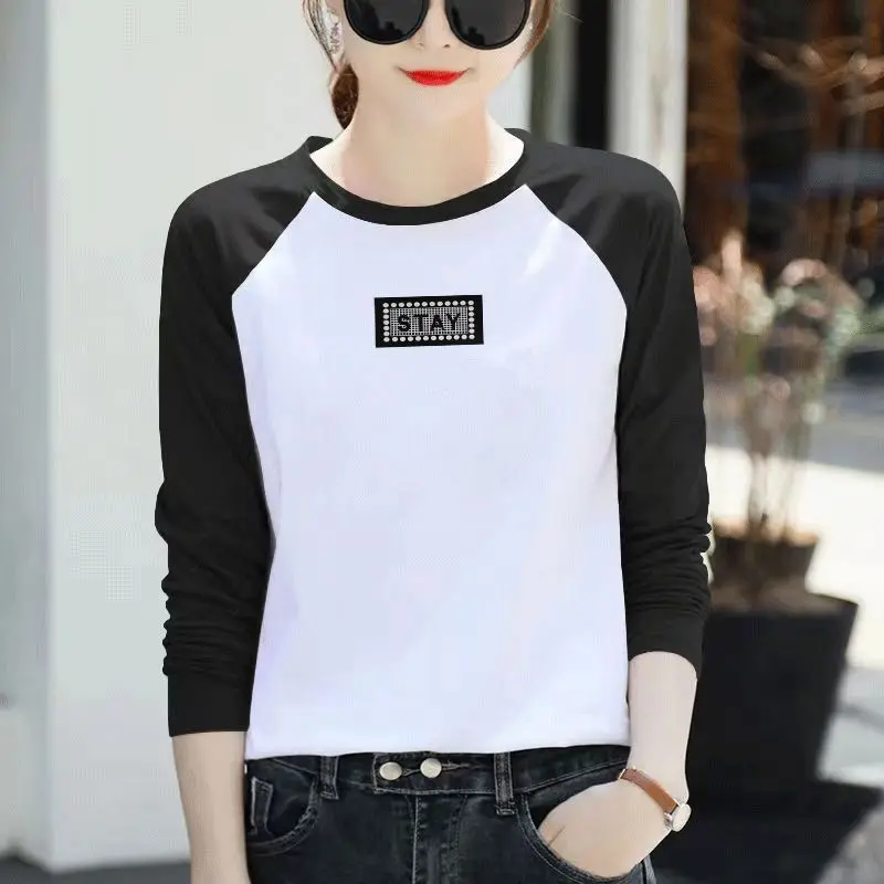 Women Black White Contrast Style Long Sleeved T-shirt Autum Loose Pure Cotton O-neck Printed Tops Chic Y2k Casual Pullovers