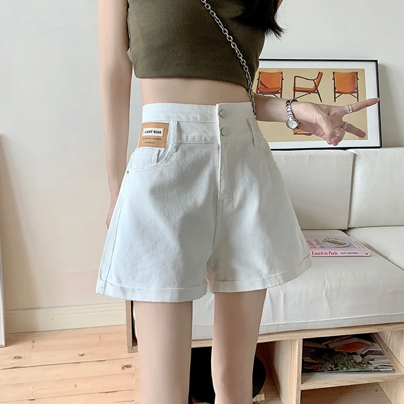 

Белые джинсовые брюки трапециевидной формы с высокой талией, женские летние брюки 2024, новинка, утягивающие широкие брюки больших размеров, универсальная верхняя одежда, шорты