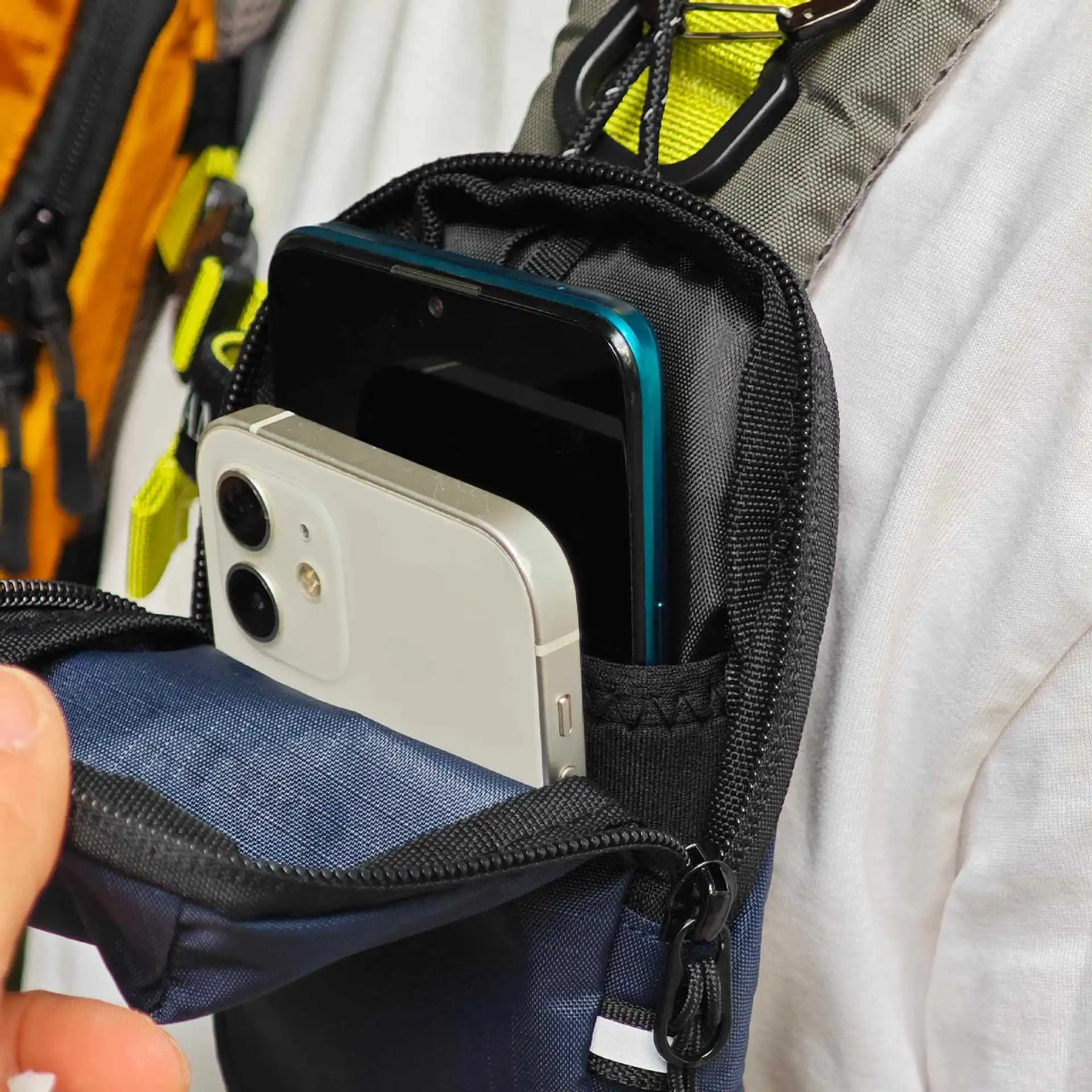 Multifunctional Outdoor Arm Bag 4