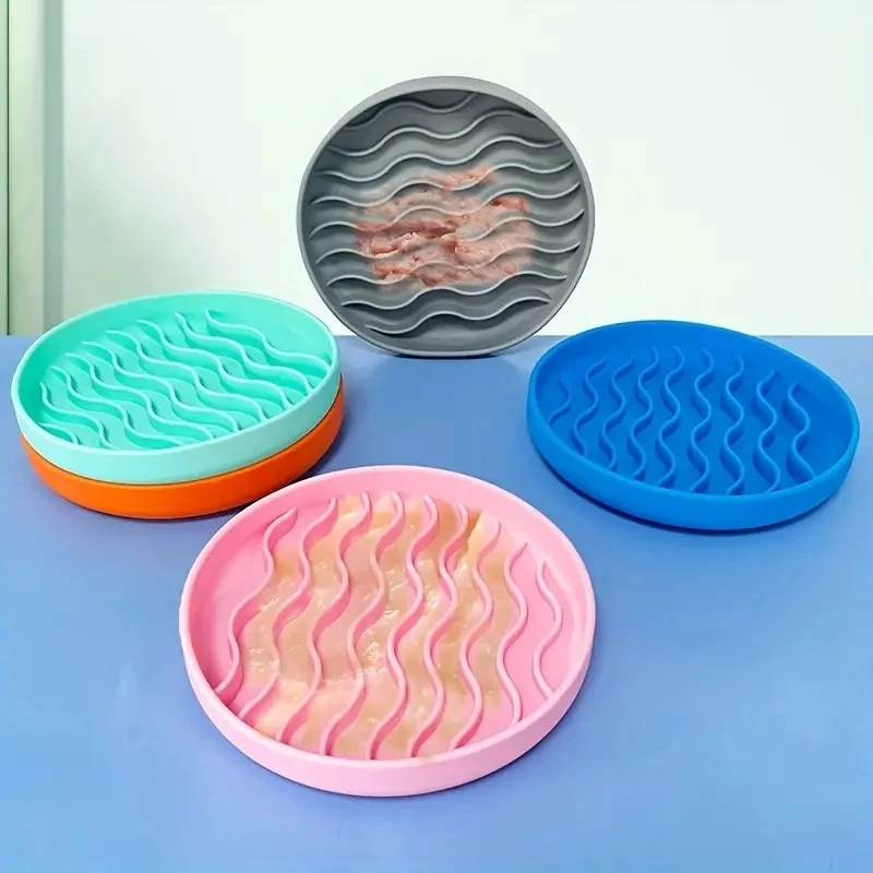 Slow Feeder Dog Feeding Mat Silicone Anti-choking Round pet Licking Mat With Suction Cup Washable cat Placemat Anxiety Relief