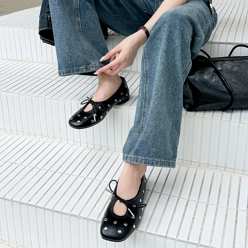 Retro Schwarze Nieten-Schleifen-Ballettschuhe für Damen, Einfarbige Flache Mary Jane Schuhe mit Flachem Absatz – Detail 2