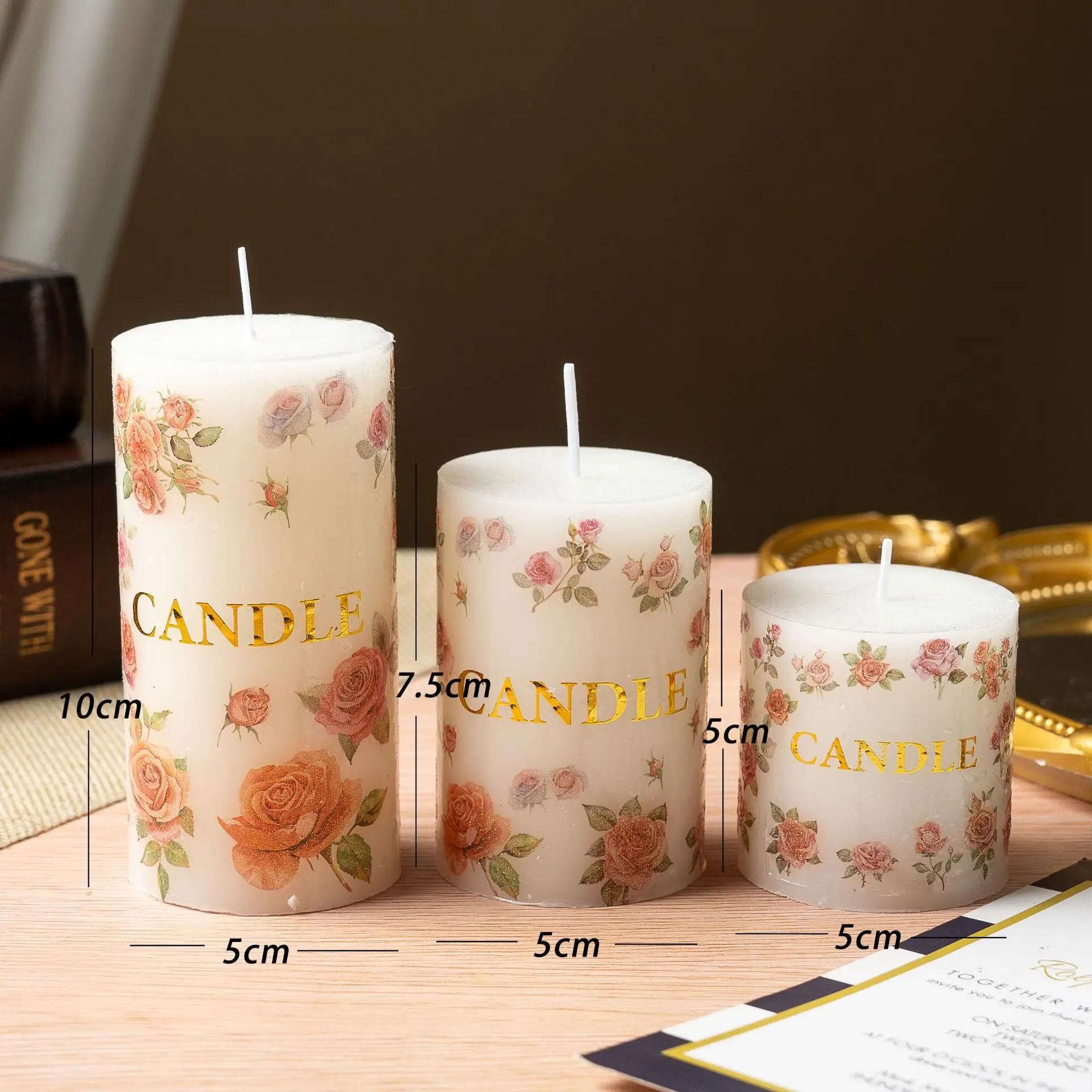 Gold Foil Rose Printed Pillar Candle, Unscented Smokeless Floral Wax Pillar Candlestick  Ornament for  Home Decor Display Gift