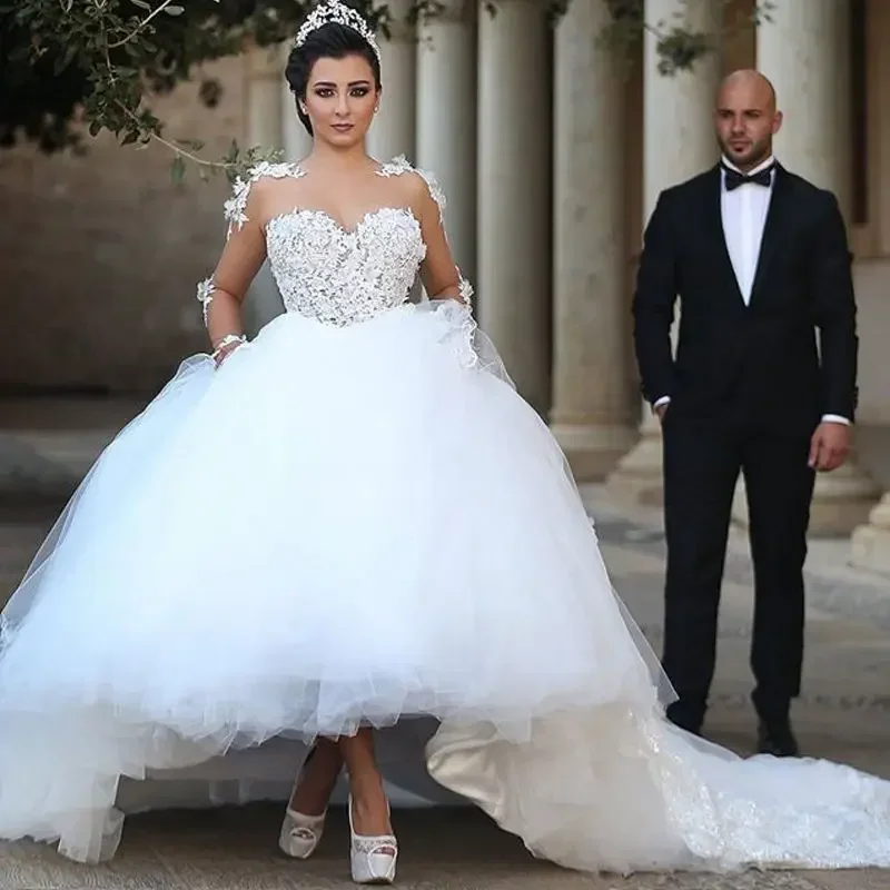

Customized Ball Gown Sheer Long Sleeves Appliques Wedding Dresses Cathedral Royal Custom Made Bridal Bride Gown