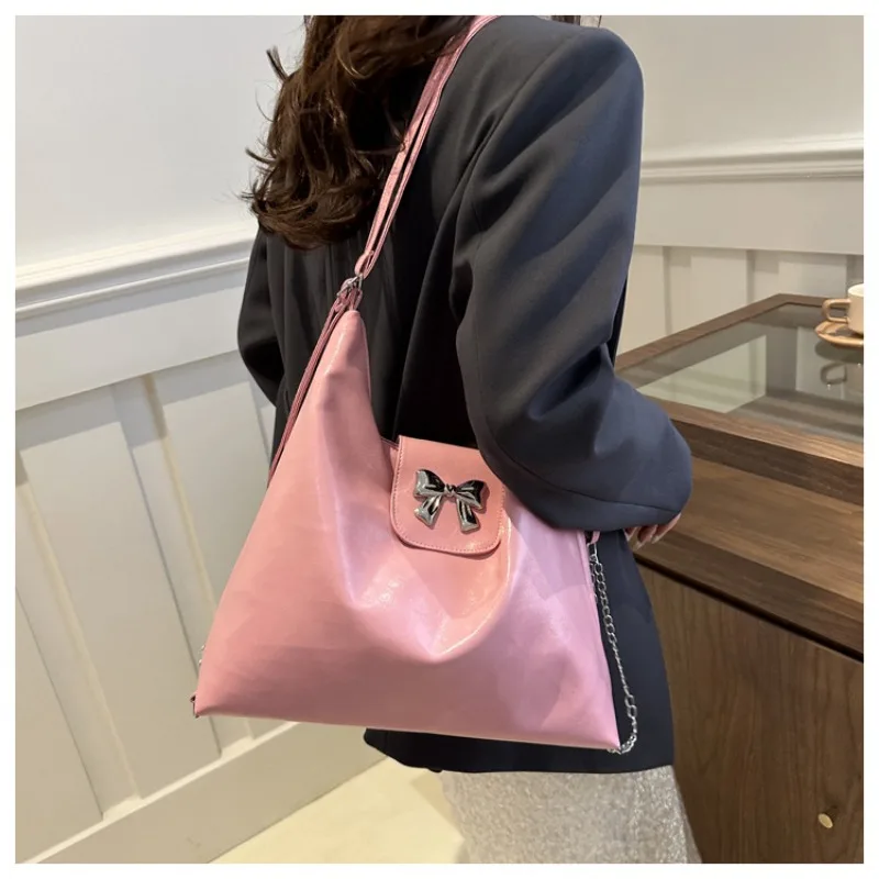 

Cross Border Popular Women's Shoulder Bag Bow High-end Feel Texture Goddess Popular Commuting Crossbody Shoulder Bag