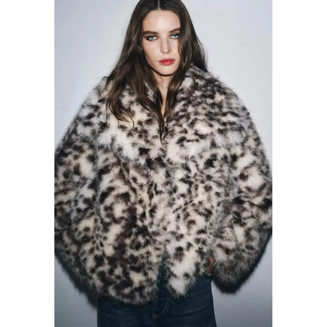 Nuovo Autunno Inverno Stampa animalier Pelliccia sintetica Jaet Abbigliamento donna ZR Sle Lungo Sve V Ne Pendolarismo Taglio dritto Fibra di poliestere