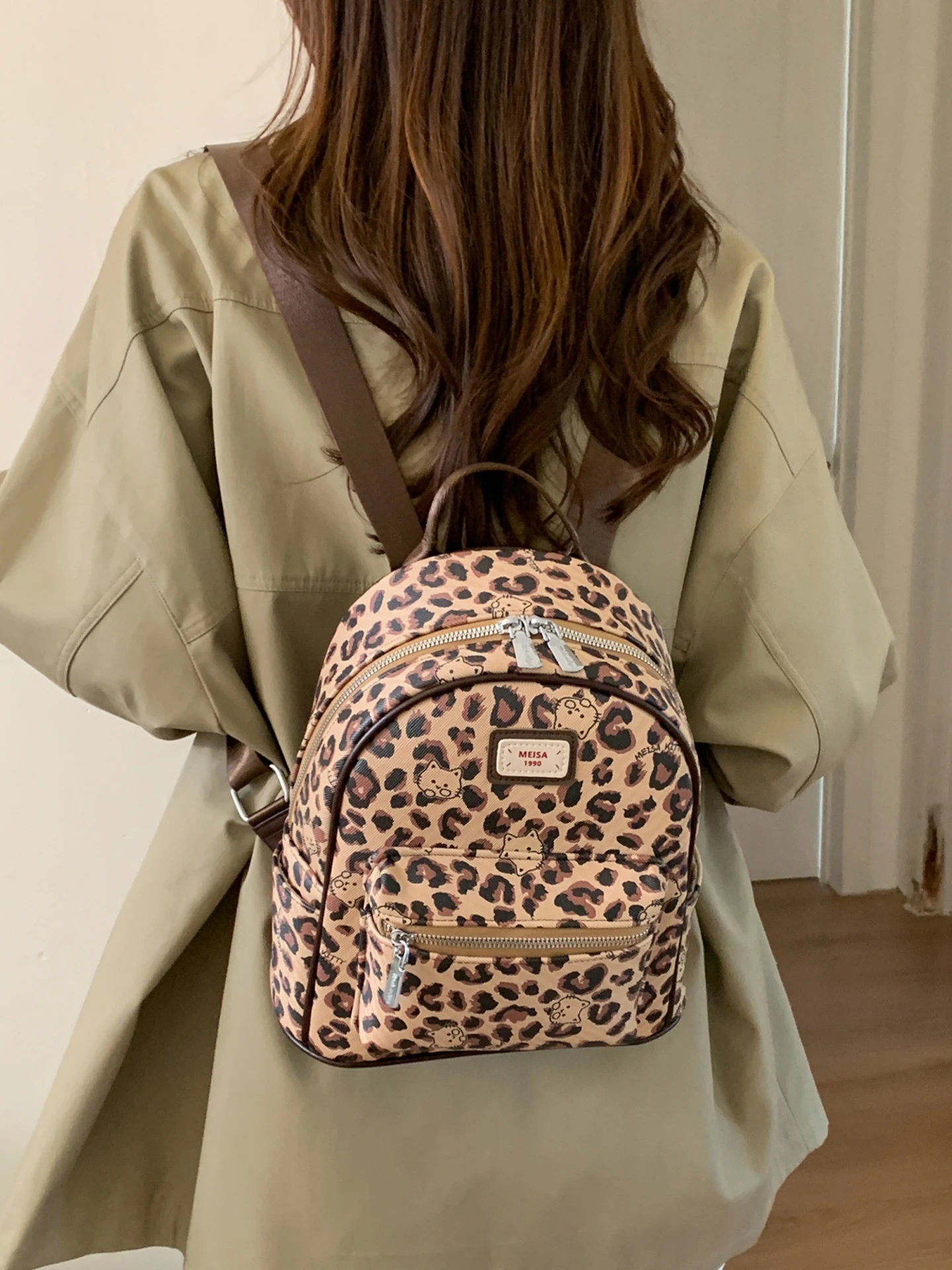 

Casual Leopard Print Women's Bapa Travel School Bag Street Sle Trendy Korean Version Lightweight Tourist Bapa