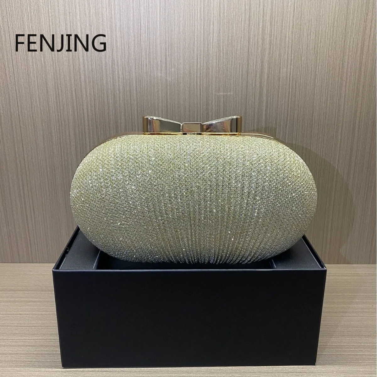 Women Evening Clutch Bag Luxury Shiny Wedding Chain Shoulder Bag Metal Bow Buckle Handbag Ladies Party Cell Phone Pocket Purse