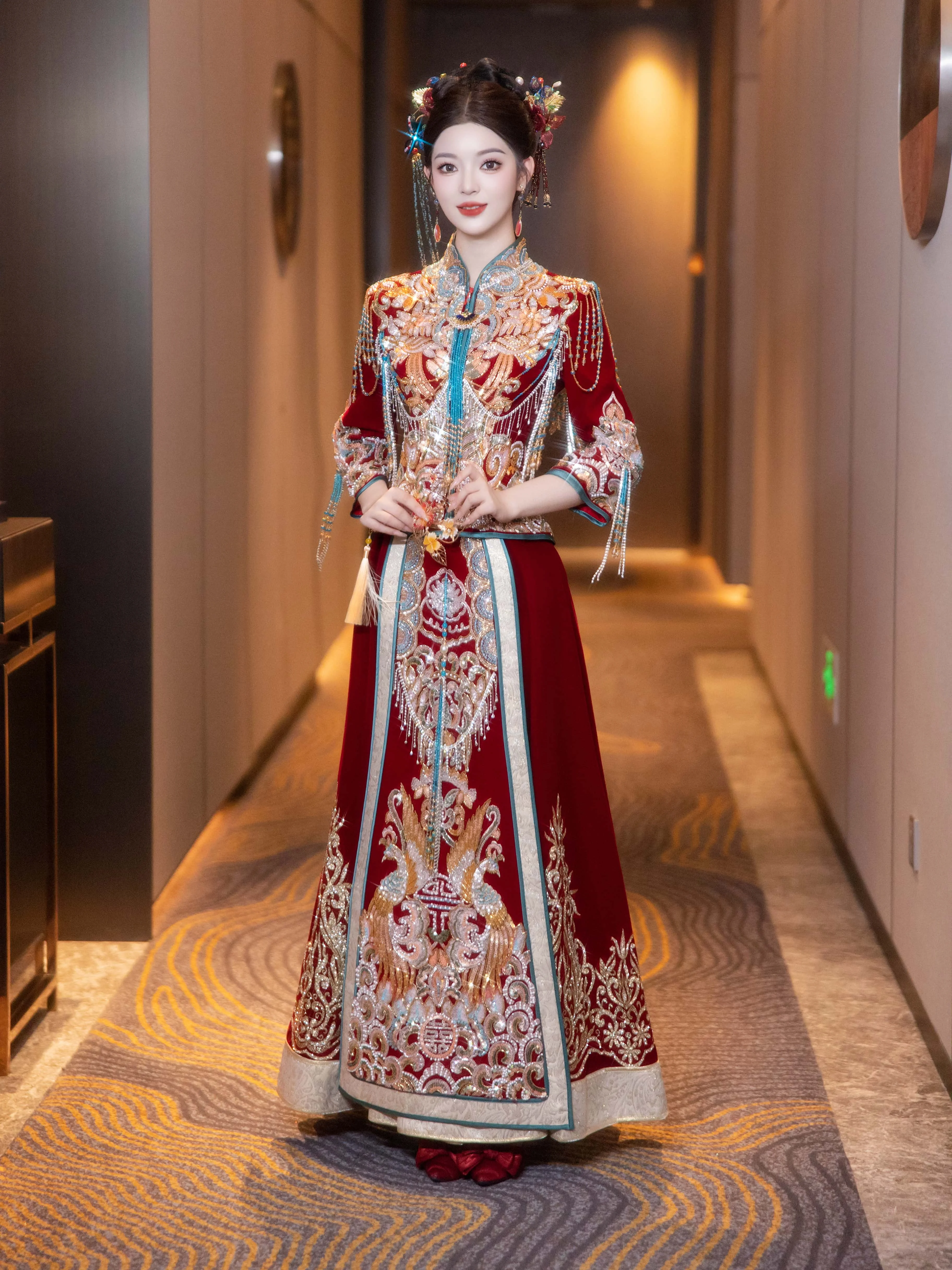 

Одежда Xiuhe, новинка 2025, свадебное китайское платье, тост из суда и платье, небольшая высота 144-155 см