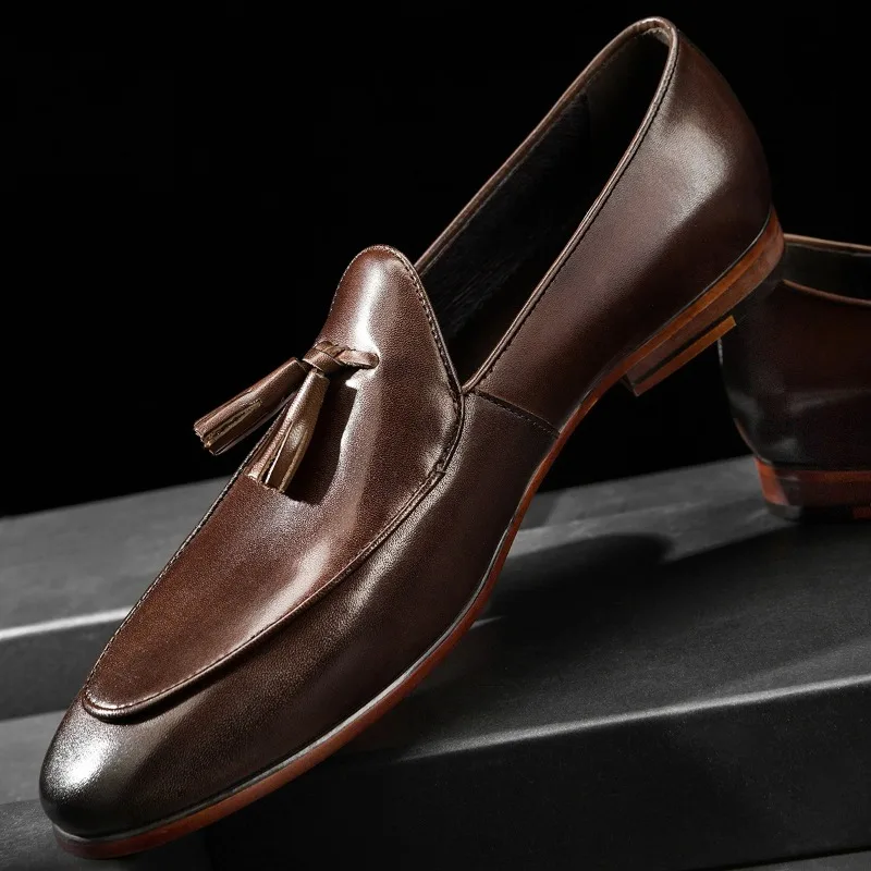 

Men Loafers Genuine Leather Low Heel Tassel Decoration Solid Color Professional Classic Comfortable Business Formal Men Shoes