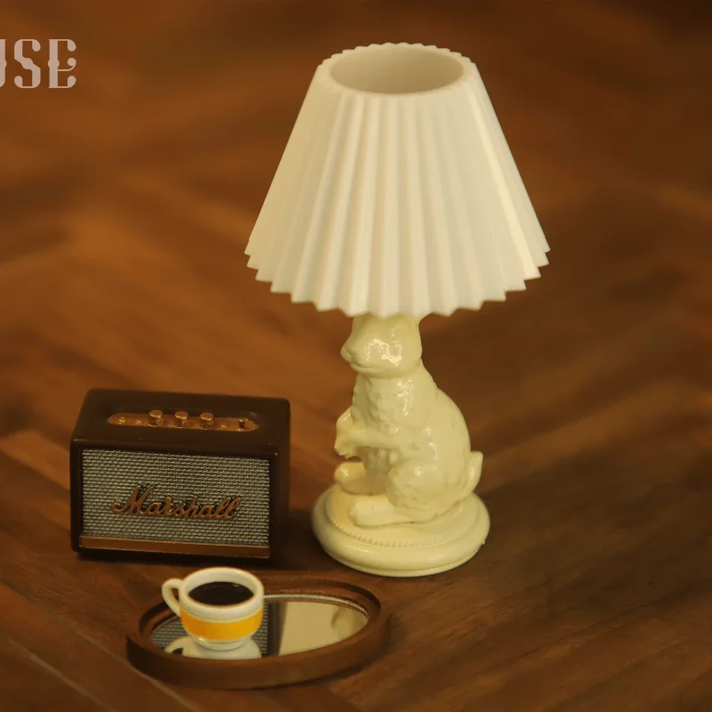 1:6 Doll House Mini Model Furniture Accessories Retro Desk Lamp with 3-color Lampshade Bjd Ob11 Gsc Blyth Soldier Lol Miniatures