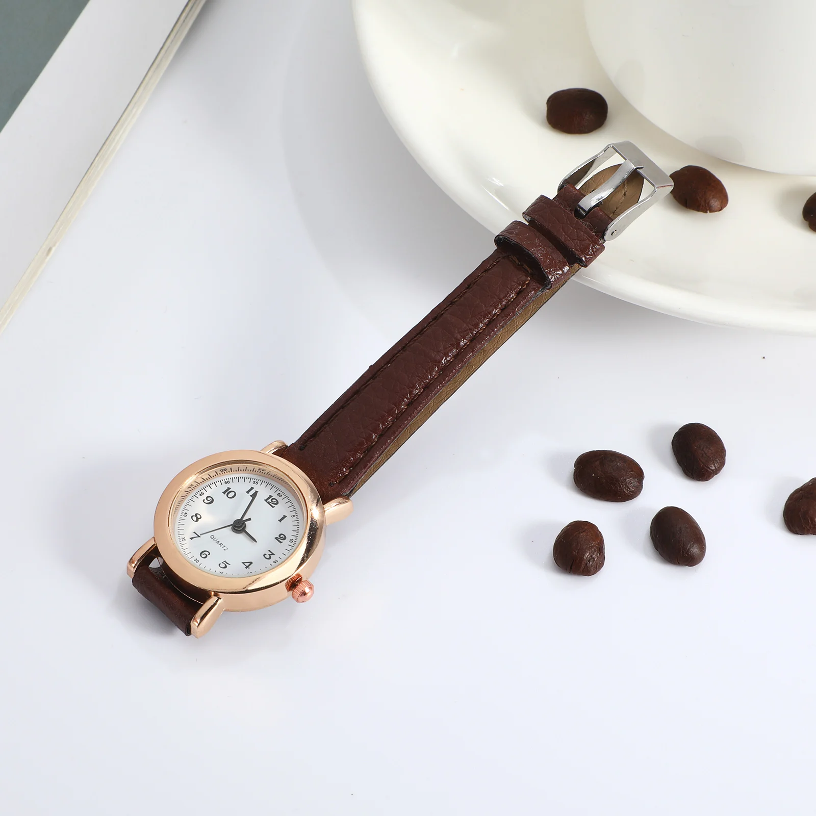 

Women Watch Simple Stylish Brown Strap 21 Cm Small Face Quartz Wristwatch For Ladies Daily Wear Gift