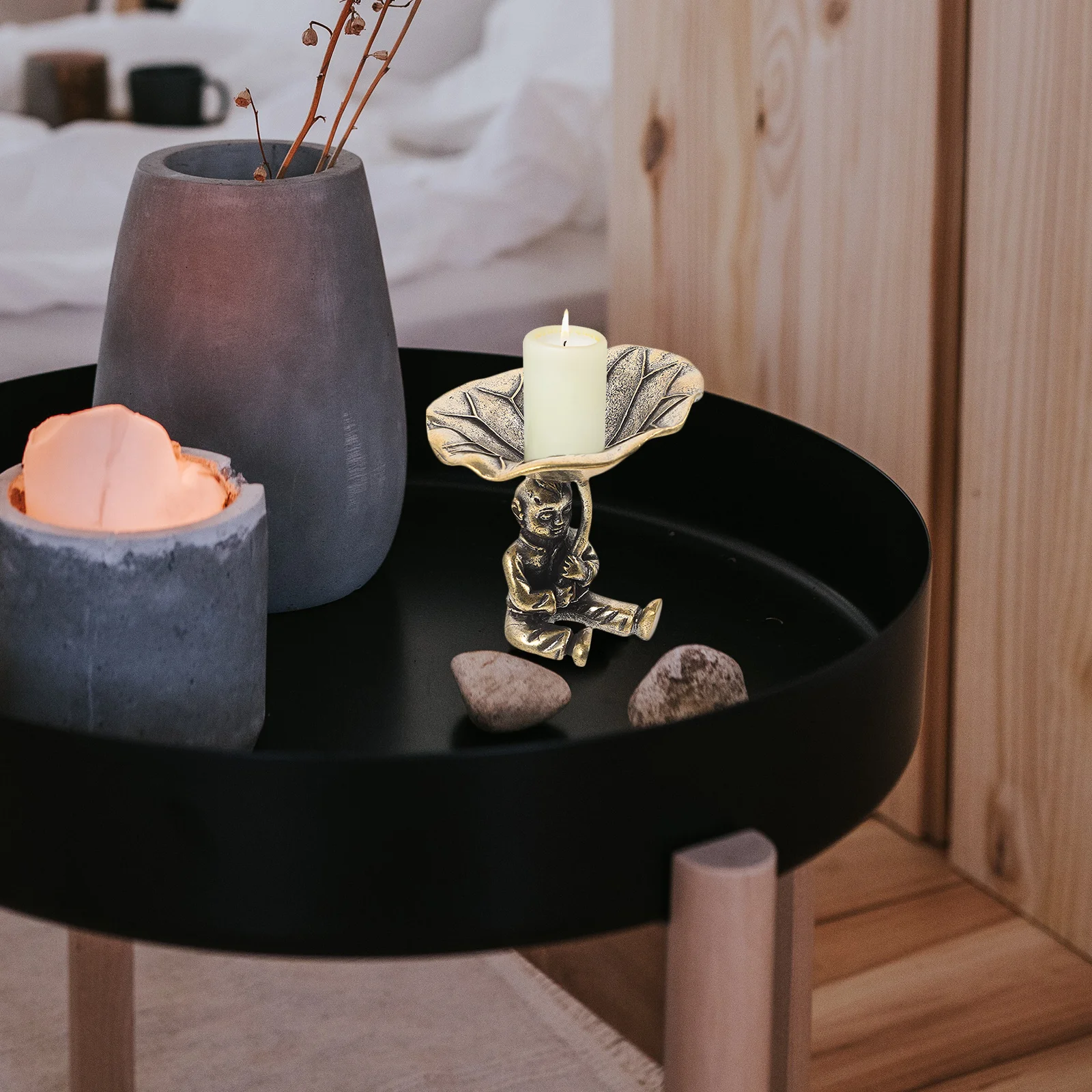

Modern Metal Holder For Desktop Tea Light Stand Vintage Teacup Ornament Resin Candlestick Holders Decorative Iron