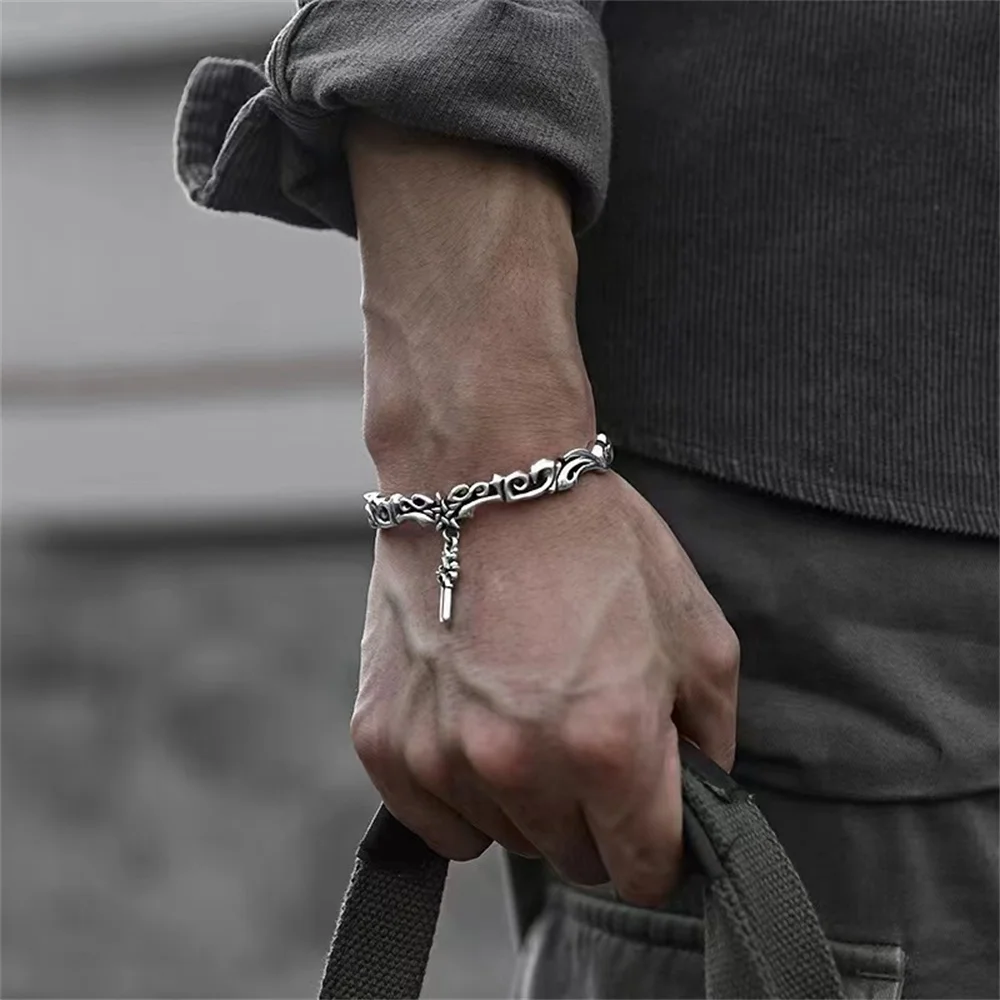 

Retro Metal Bracelet Resizable Trendy Silvery Punk Rock Hip Hop Pendant Bangle For Women&Men Classical Charm Jewelry 2024