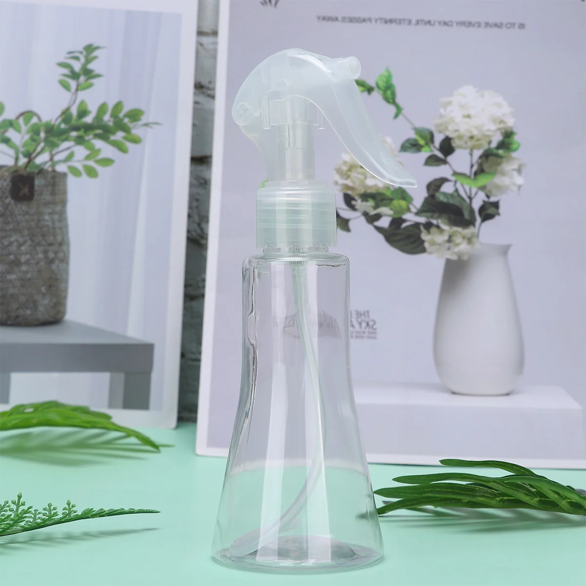 

5pcs 150Ml Refillable Spray Bottles Lightweight Plastic Fine Mist Sprayer For Cosmetics Water Alcohol Disinfectant One-Hand