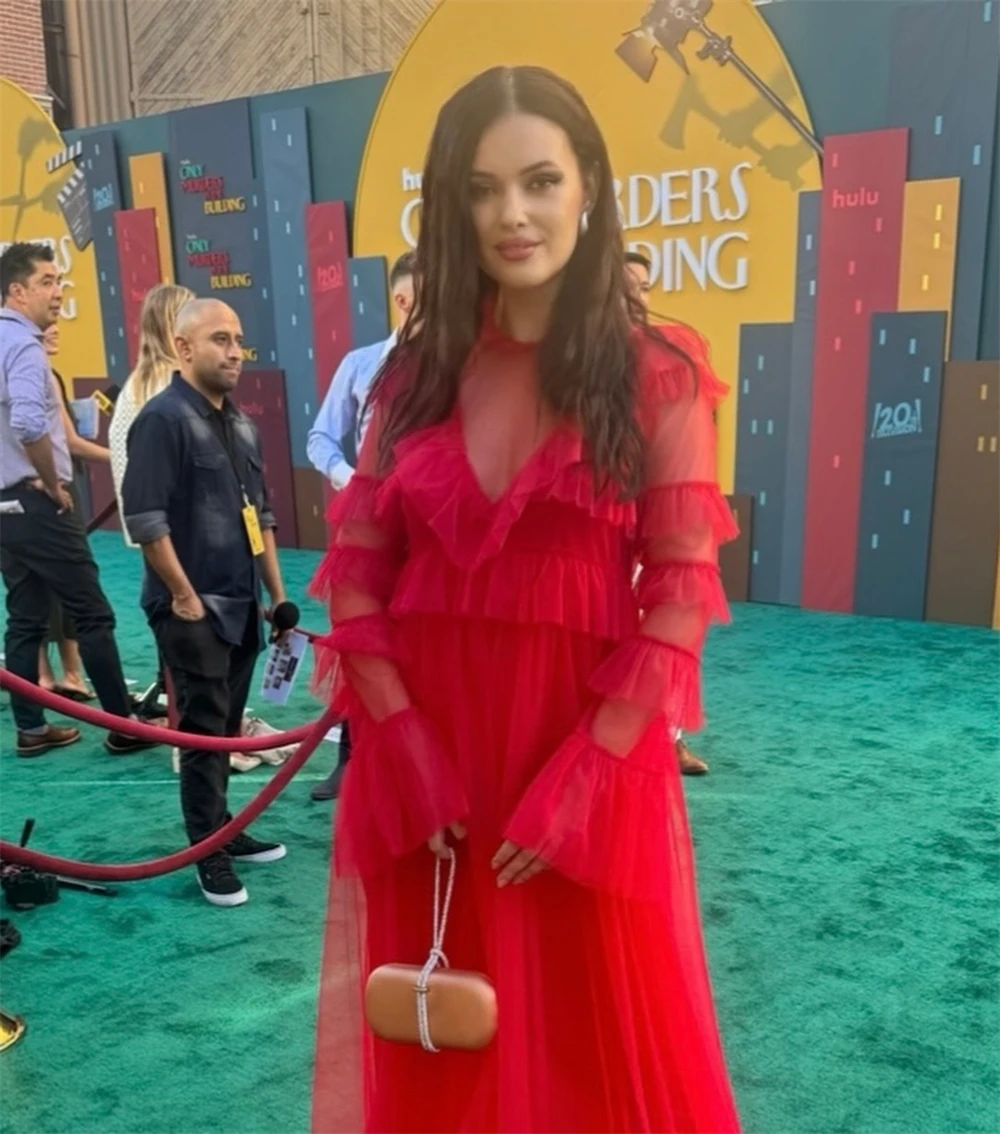 Customized Evening Dress Classic Red Chiffon O-Neck Long Sleeves Prom Gowns Elegant Straight Floor Length Ruched Party Dresses