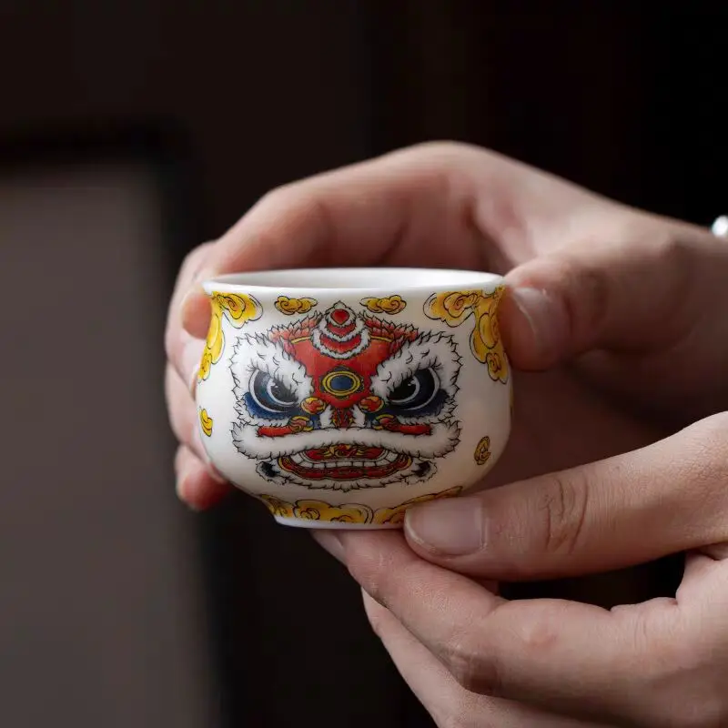Chinesische Löwentanz-Teetasse, traditionelles Keramik-Teeset, Gongfu Cha Cup, Geschenk für Teeliebhaber