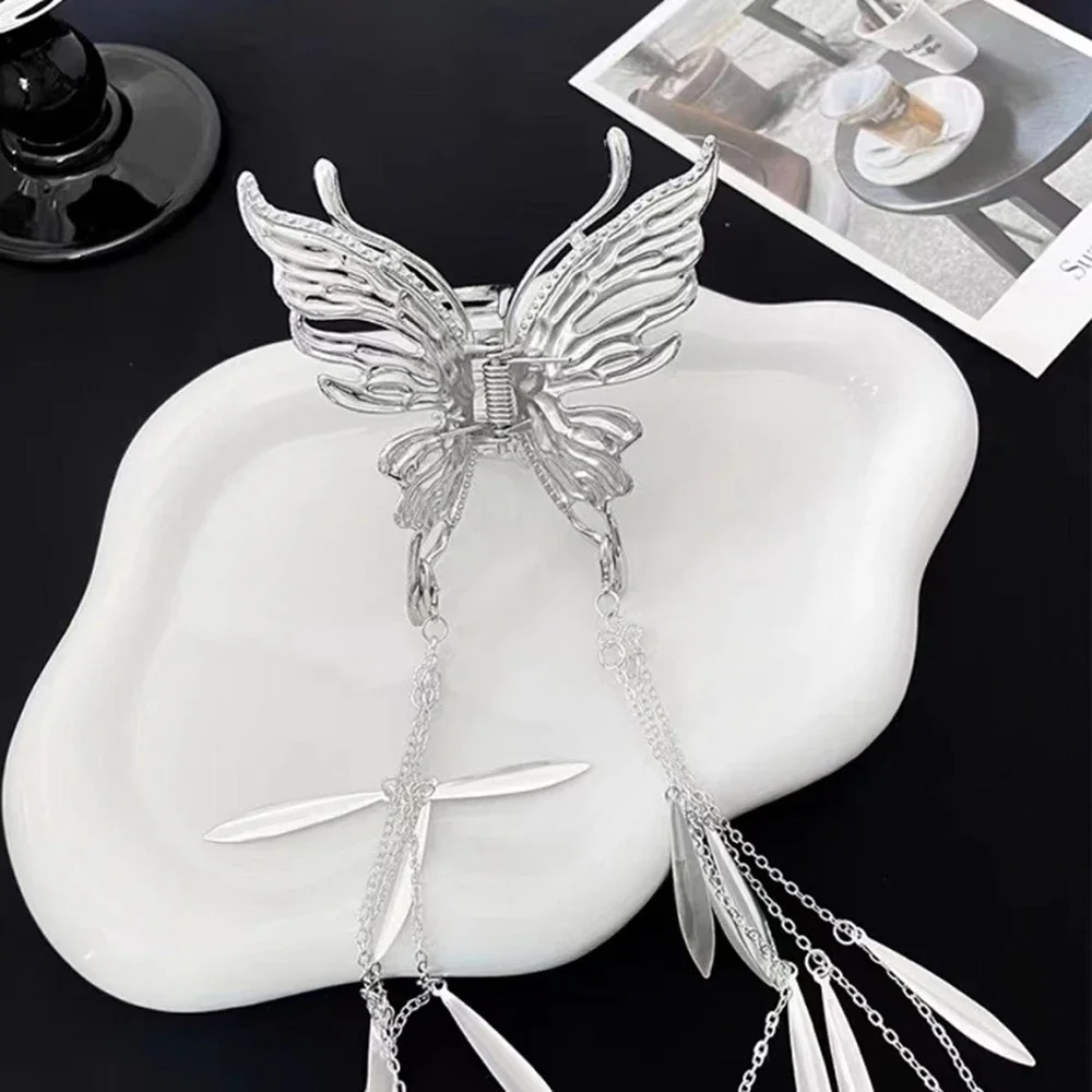 New Butterfly Tassel Hair Clips for Women Retro Design Simple Temperament Side Shark Clip Hair Claw Girls Hair Accessories