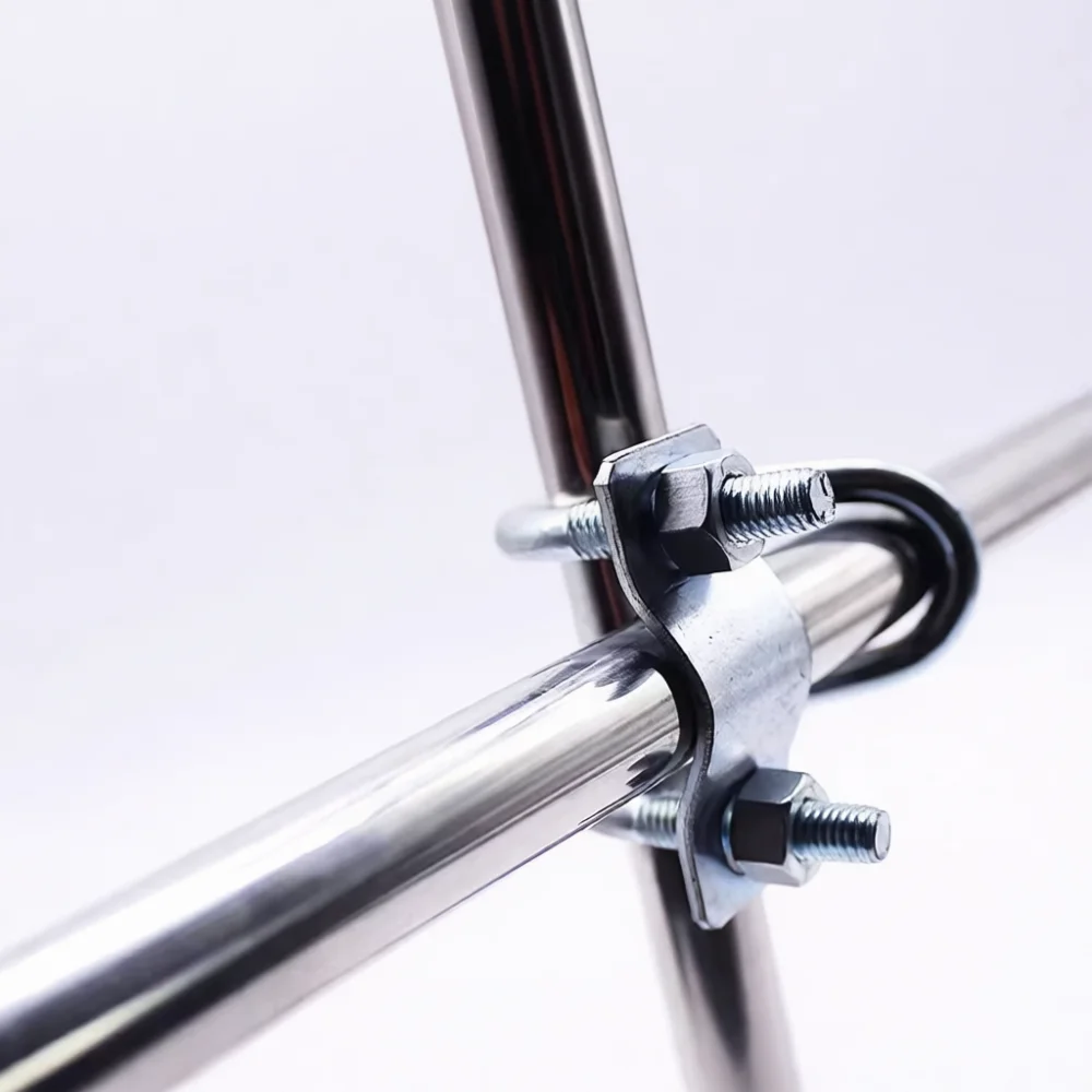 Durable Galvanized Steel Cross Fitting Pipe Clamp Double U Bolt Fastener For Agricultural Livestock Greenhouse Equipment