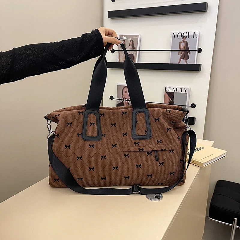 

Casual Large Capacity Flannel Travel Tote Bags Leopard Strawberry Bow Patterns Personality 2025 Hot Trendy Women's Shoulder Bags