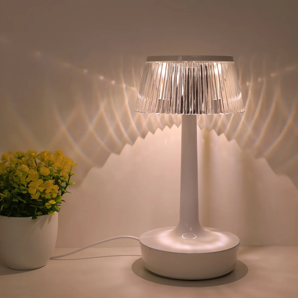 Creative Mushroom Crystal Table Lamp With Touchable Color Change Light, Desktop Atmosphere Light, Gift Light, Suitable For