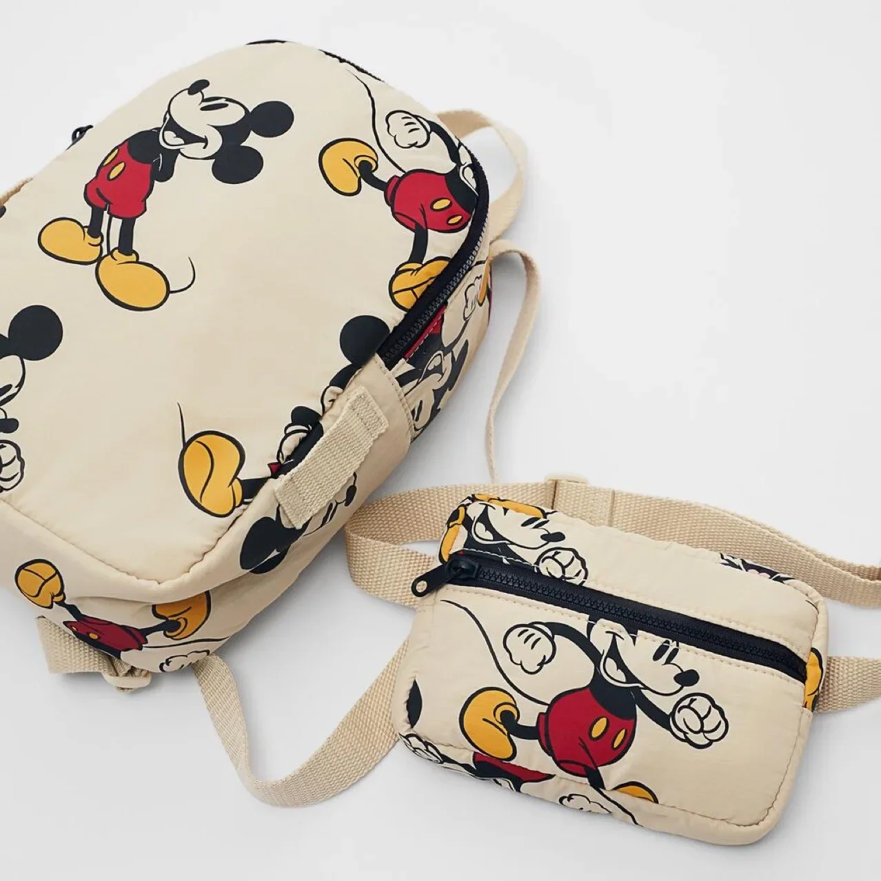 New Fashion Disney children\'s bag Mickey Mouse children\'s Bacpack spring Autumn Minnie Mouse pattern backpack Kids Gifts