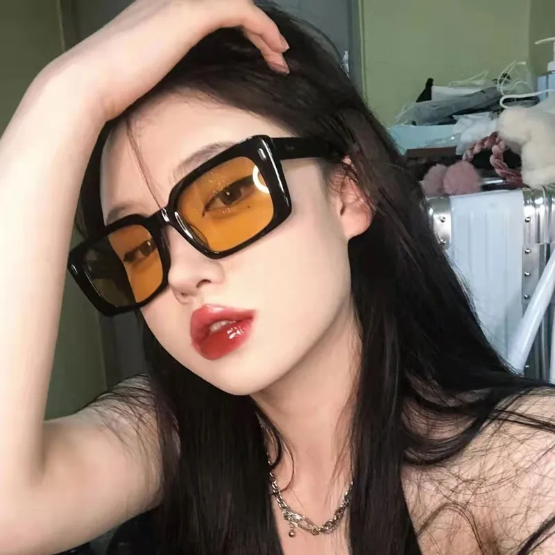 Vintage Square Sunglasses Woman Fashion Retro Sun Glasses Female Yellow Mirror Eyewear Brand Designer Gradient Oculos De Sol