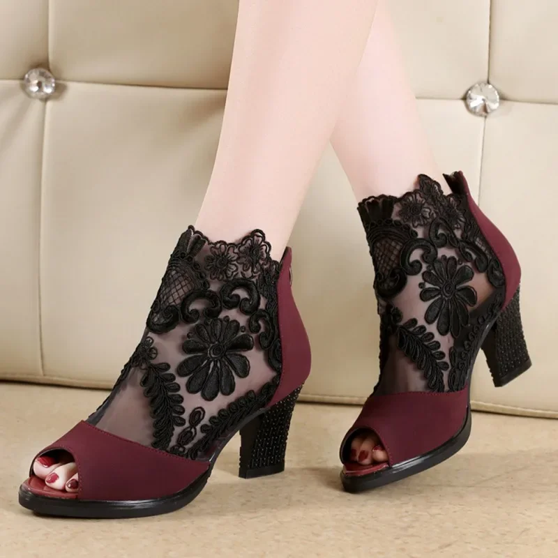 

Peep Toe Women Shoes Lace Mesh Platform Sandals Thick High Heels Shoes for Women Large Size Women Sandals Summer Female Wearing