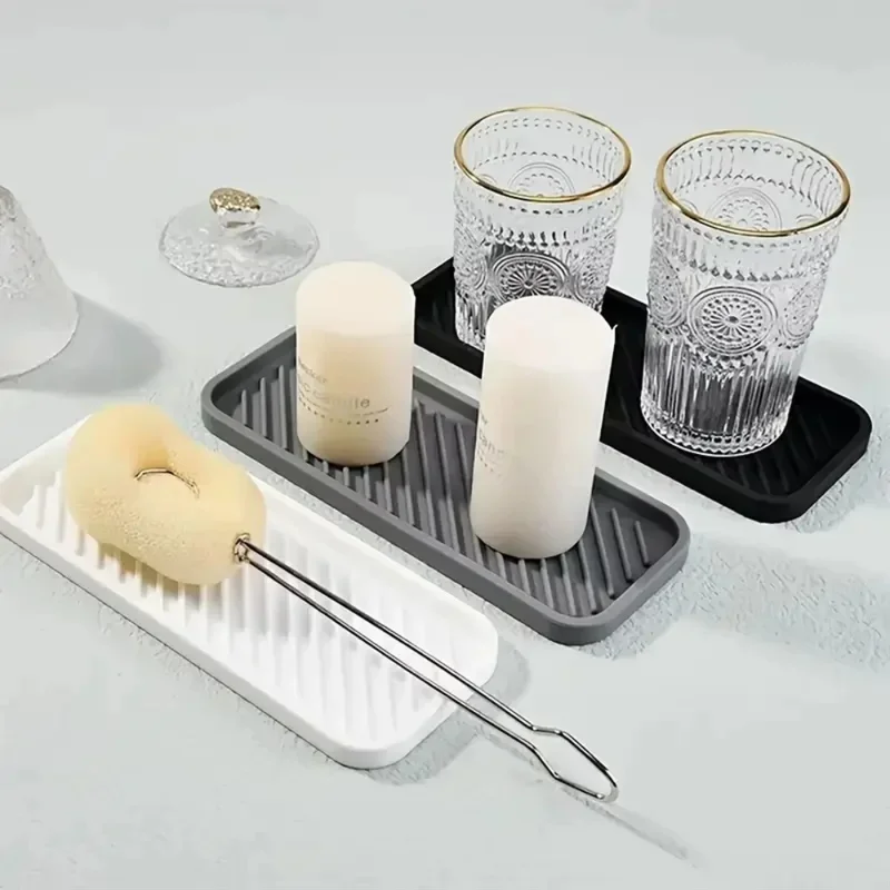 1 Silicone Sink Splash Guard And Soap Holder - Multifunctional Kitchen And Bathroom Accessory, Made Of Durable Plastic