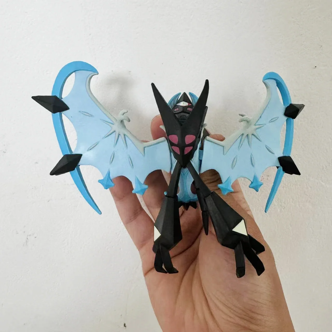 Figuras de acción a escala 1:20, juguete de dulces, sol y luna, Necrozma, Suicune, Entei, Raikou, PB, Limited