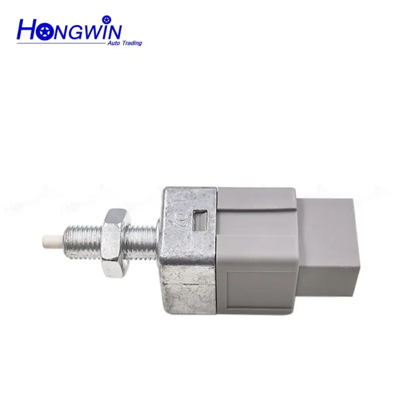 96289637   2PIN الفرامل مفتاح الإضاءة/مفتاح المصباح الخلفي يناسب دايو ليجانزا نوبيرا 1999-2002 1S5150 / DR4126 وقف مفتاح لمبة