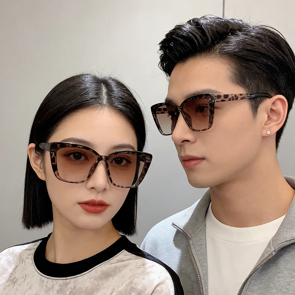 New Arrival Vintage Square Sunglasses Women Men Rectangle Sun Glasses Female Eyewear Sunglasses for Male Female Eyeglasses