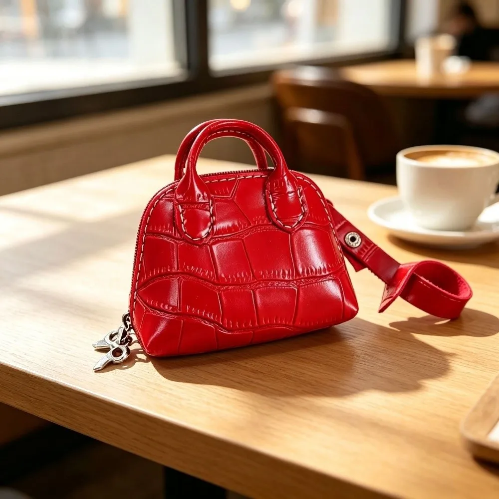 1Pc Portable Crocodile Texture Coin Purse PU Leather Small Size Earphone Pouch Shell Shape Mini Shell Bag Travel