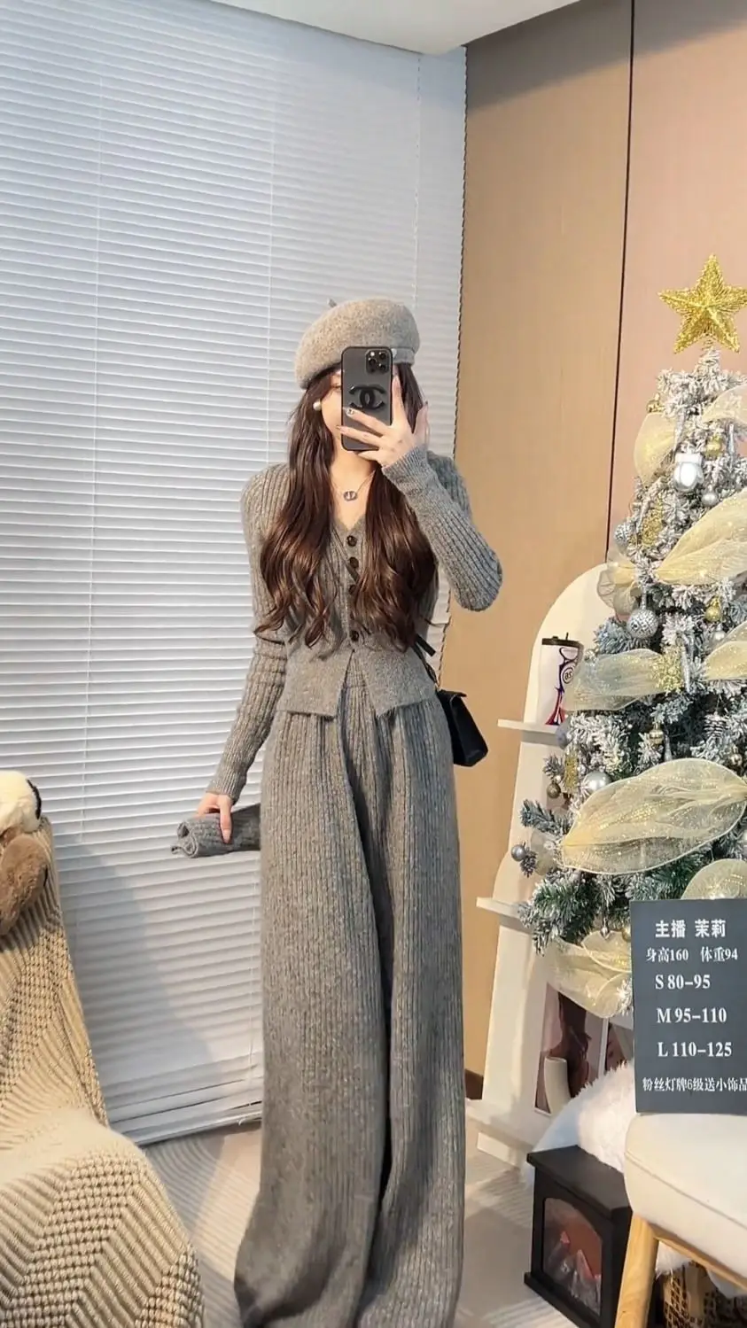 Spring and Autumn New Style Slim and Casual Fashion V-neck Short Sweater Knitted Top+High Waist Wide Leg Pants Two Piece Set