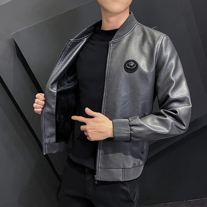 

2023 Casual Motorcycle Windbreaker Zip Stand Collar Faux Leather Jacket Men Slim High Quality Fashion Wool Liner Coat Streetwear